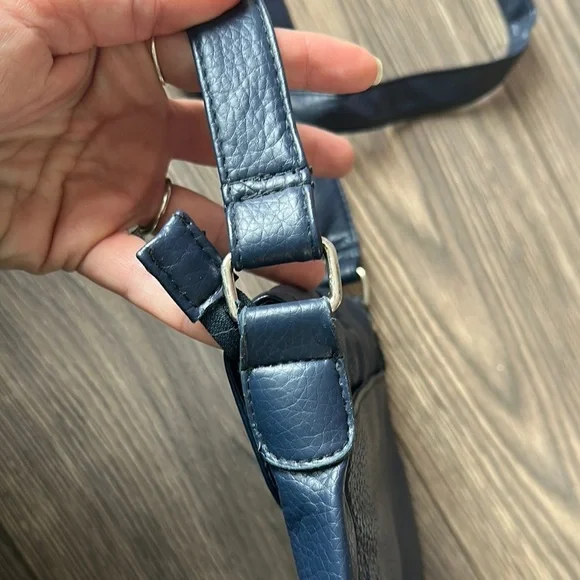 Navy Leather Crossbody Bag - Picture 3 of 8